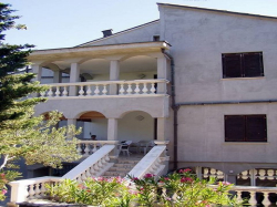 Apartmani Villa Jadranka  Omišalj (Otok Krk)