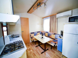 Casa vacanza Apartmani Pakoštane mobile homes Punta 1 Pakostane